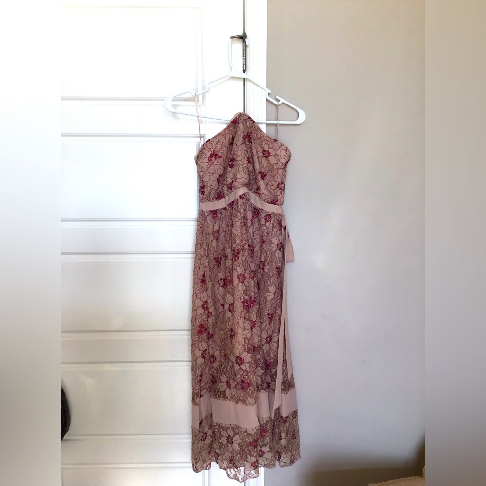 Lace pink tone dress.